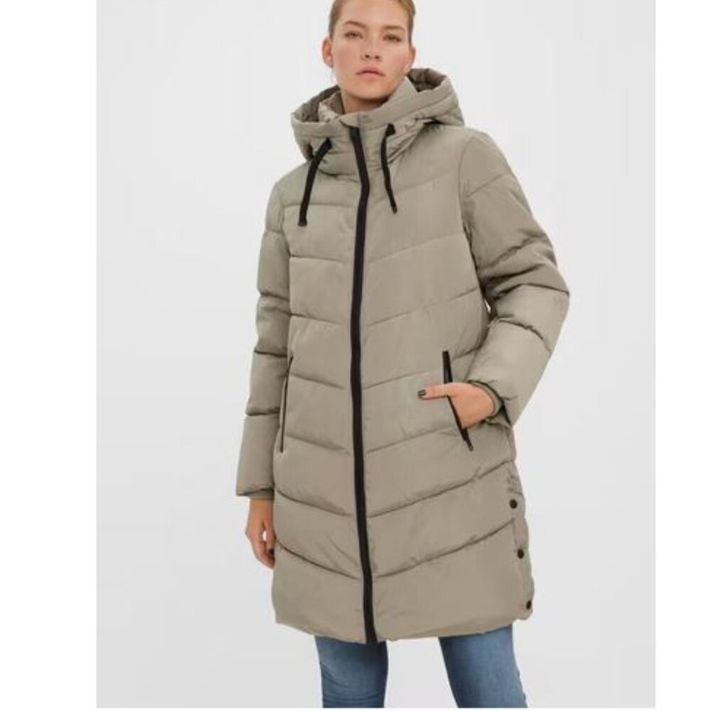 Vero Moda NWT Women's Long Puffer Jacket Laurel Oak - size US M medium